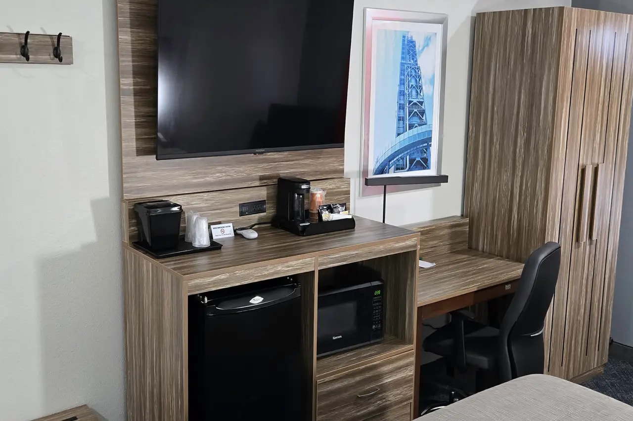 Gallery Image 4